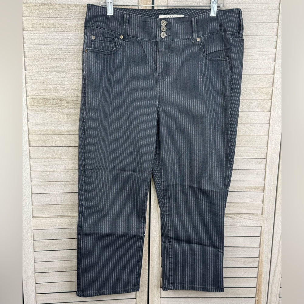 TORRID Jegging Crops Stretchy High Rise Blue Pinstripe-16